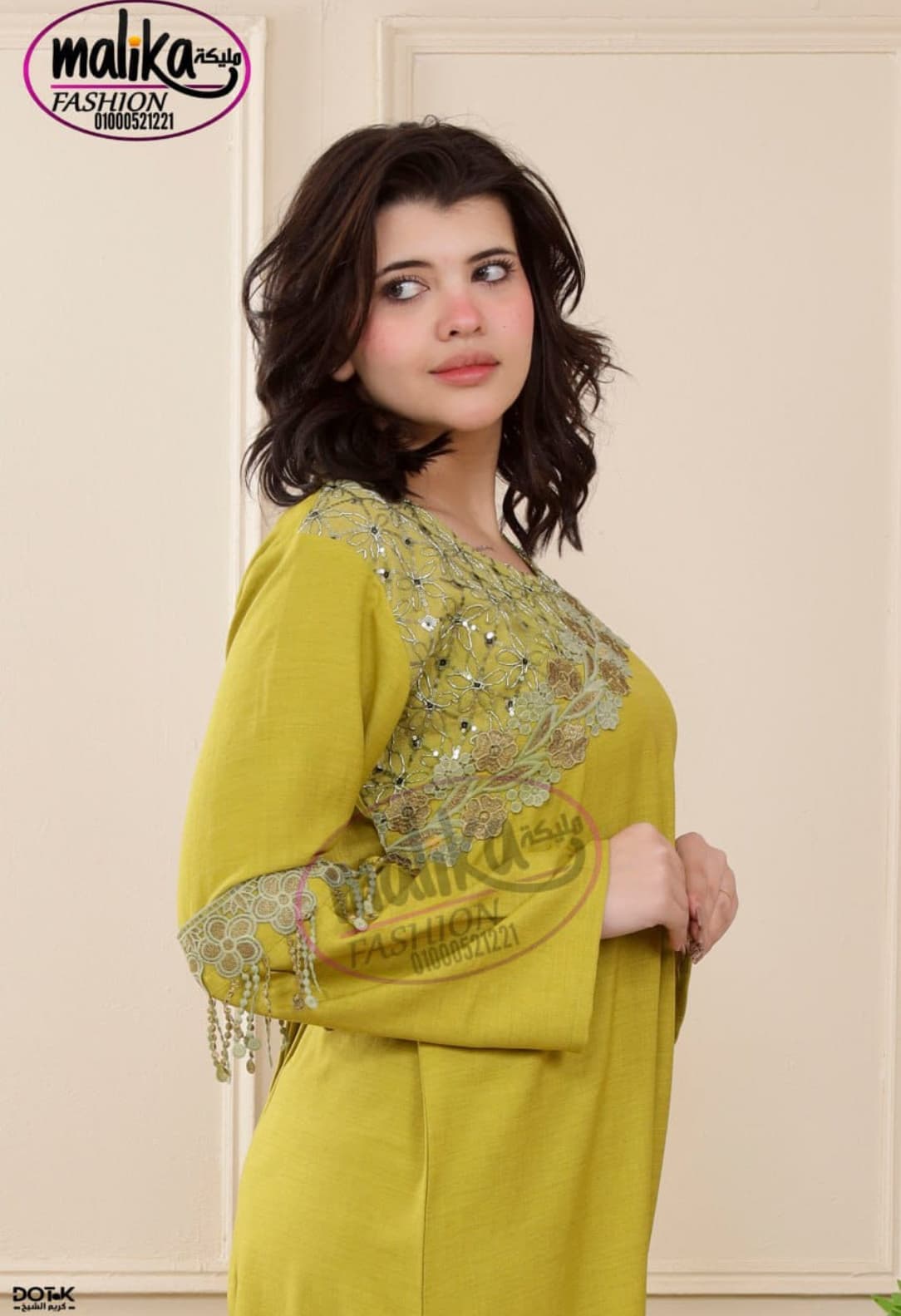عباية مليكة كتان بتطريز كتف وأكمام مميز